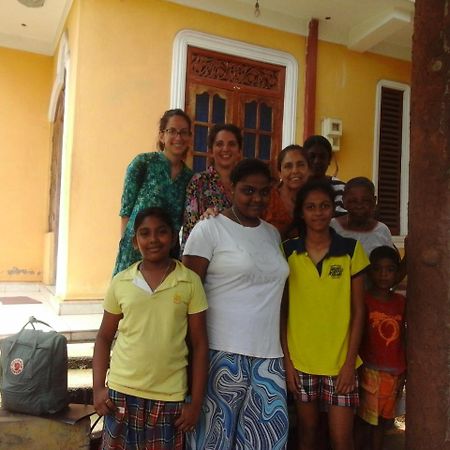 Colombo 20 Minutes By Train Apartment Wattala Luaran gambar
